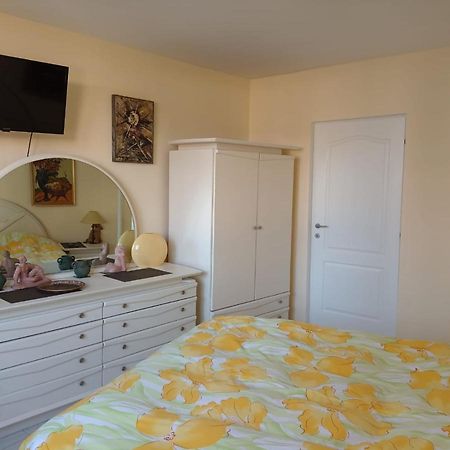 Two Bedroom Apartment Farmec Cluj-Napoca Luaran gambar