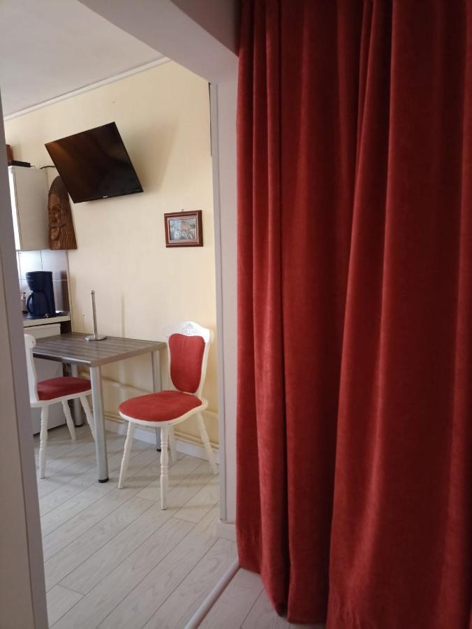 Two Bedroom Apartment Farmec Cluj-Napoca Luaran gambar